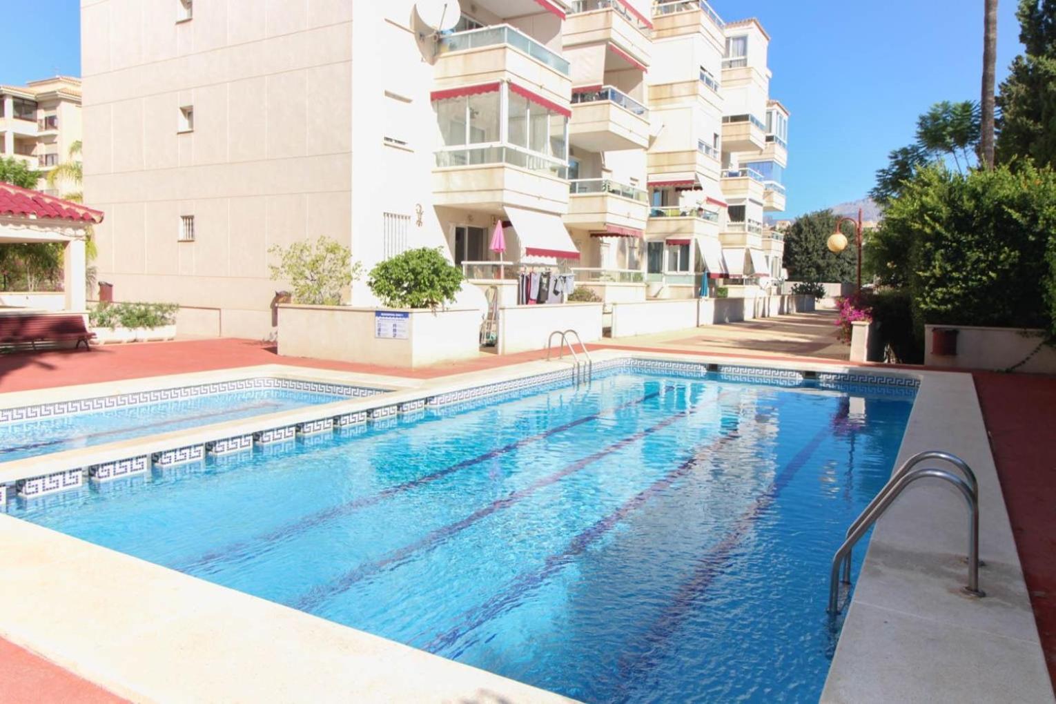 Apartamento Golf Pau Casals 알비르 외부 사진